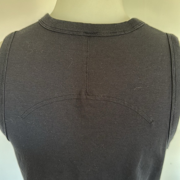 Lululemon Classic-Fit Cotton-Blend Tank Top black tank 4 - Picture 4 of 4